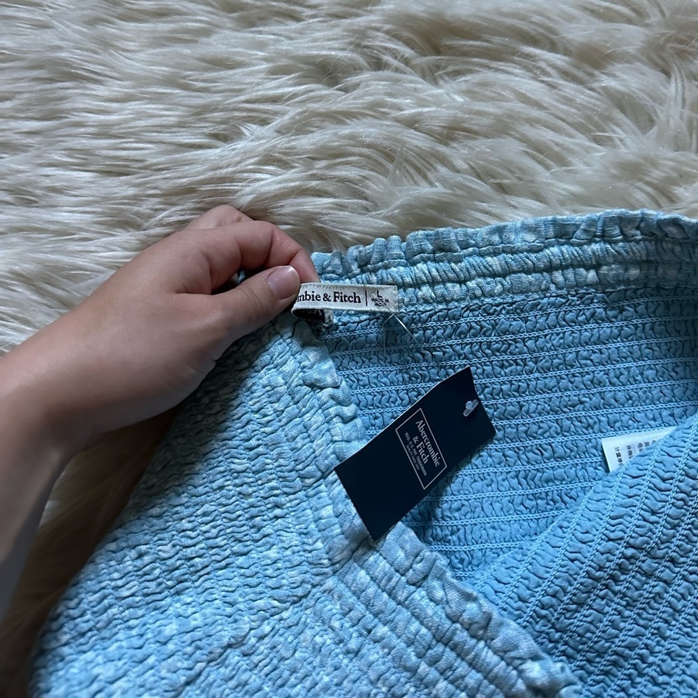ABERCROMBIE & FITCH Smocked Floral Mini Skirt - Picture 3 of 3